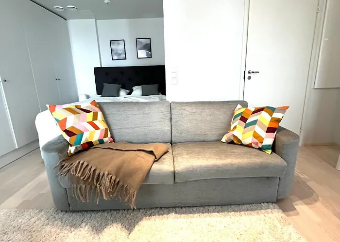 Airport Brand New 1br Fully Equipped * Вантаа