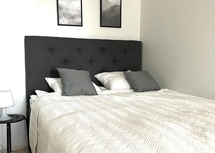 Airport Brand New 1br Fully Equipped Вантаа